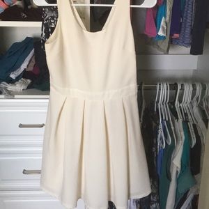 Women’s white dress